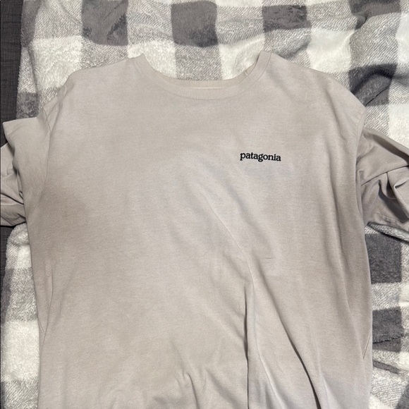 Patagonia T-Shirt - Picture 2 of 2